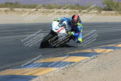 media/Mar-24-2025-Moto Forza (Mon) [[57ce5c5cff]]/1-Advanced Group/Session 3 (Turn 6 Inside)/